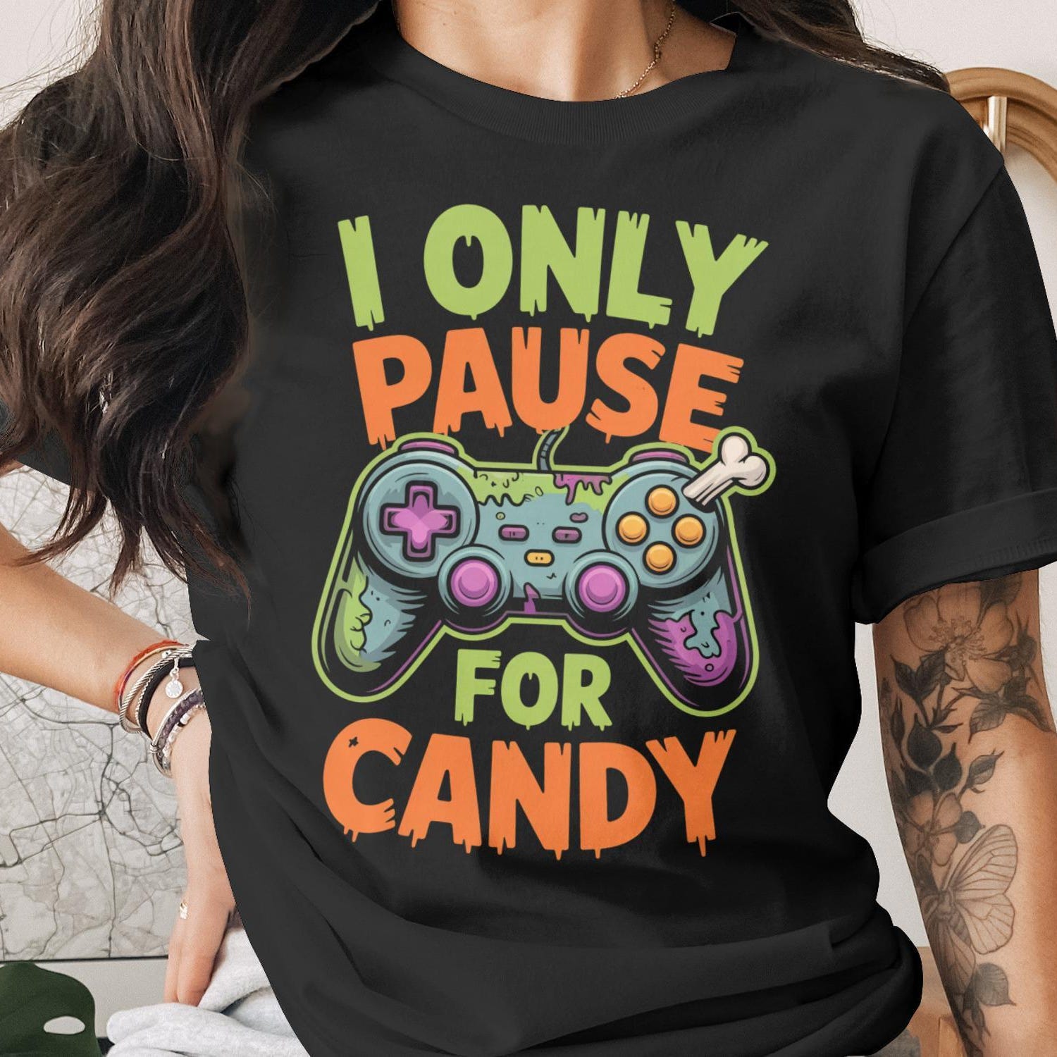 I Only Pause For Candy Gamer T-Shirt: Funny Halloween Graphic Tee