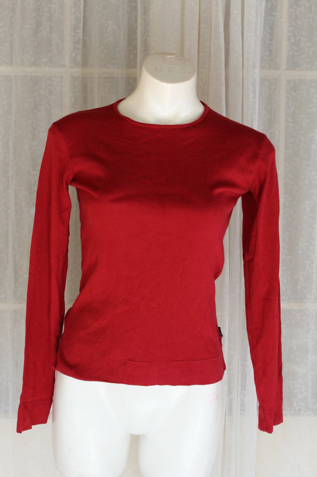 Bonds Red Basic Cotton Long Sleeve Tshirt We Buy amp Sell Clothing T-Shirt | Vintage Style | Perfect For Daily Wear