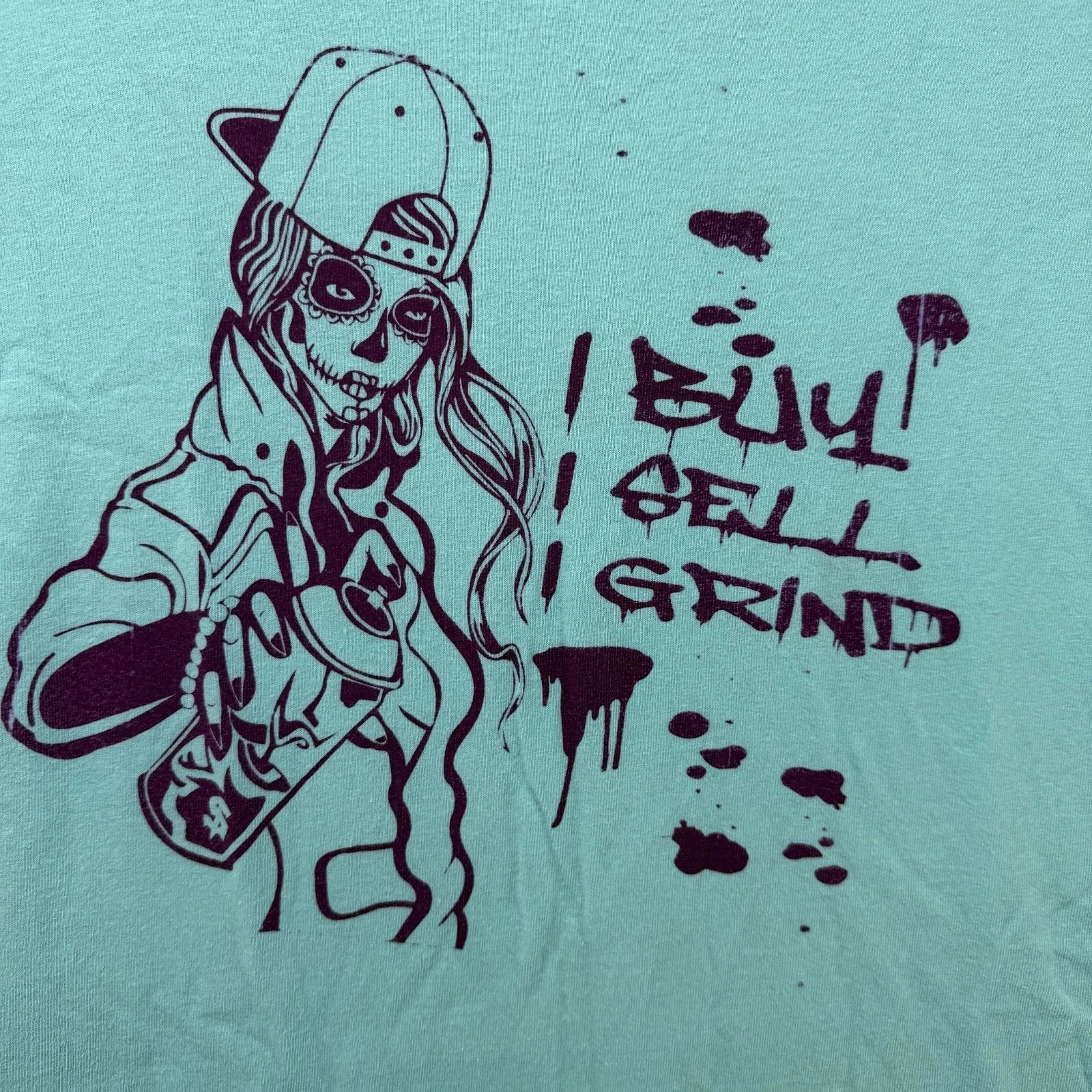 Reseller T Shirt Adult Large Blue Female Skeleton I Buy I Sell I Grind Graphic T-Shirt | Comfort-Fit Style | Must-Have For Collectors
