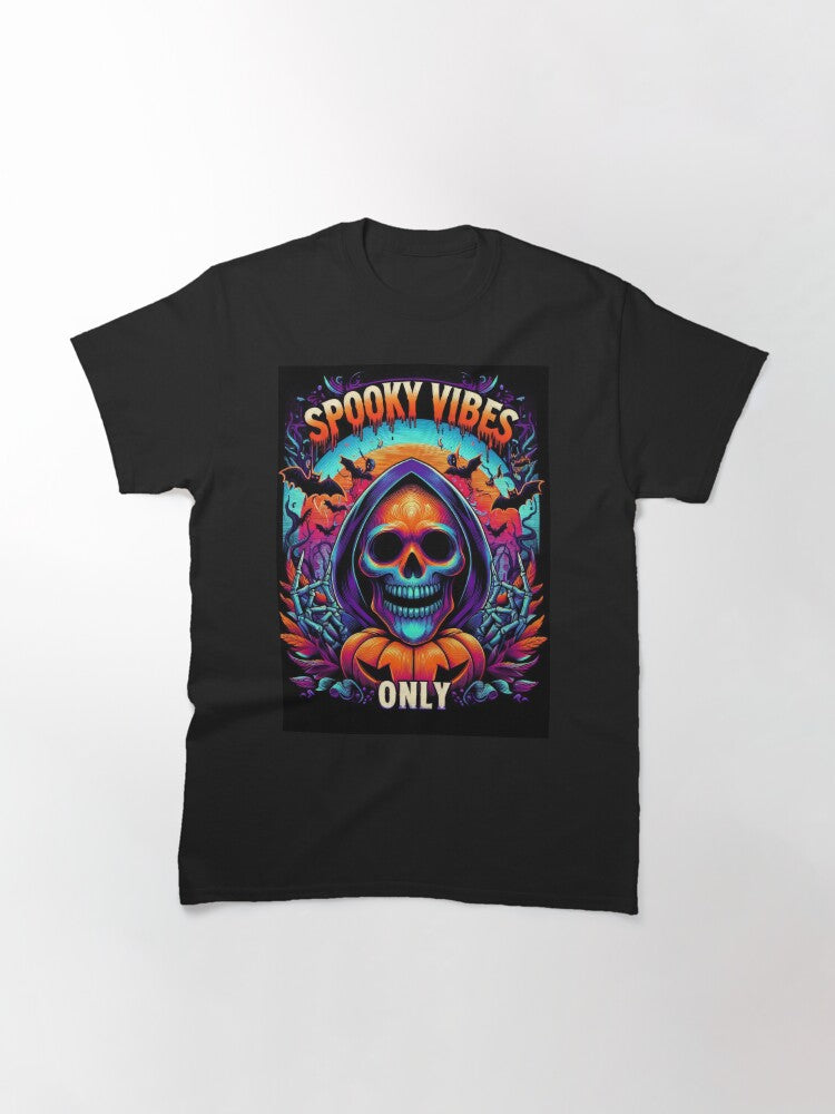 SPOOKY VIBES ONLY HALLOWEEN DESIGN Classic T Shirt