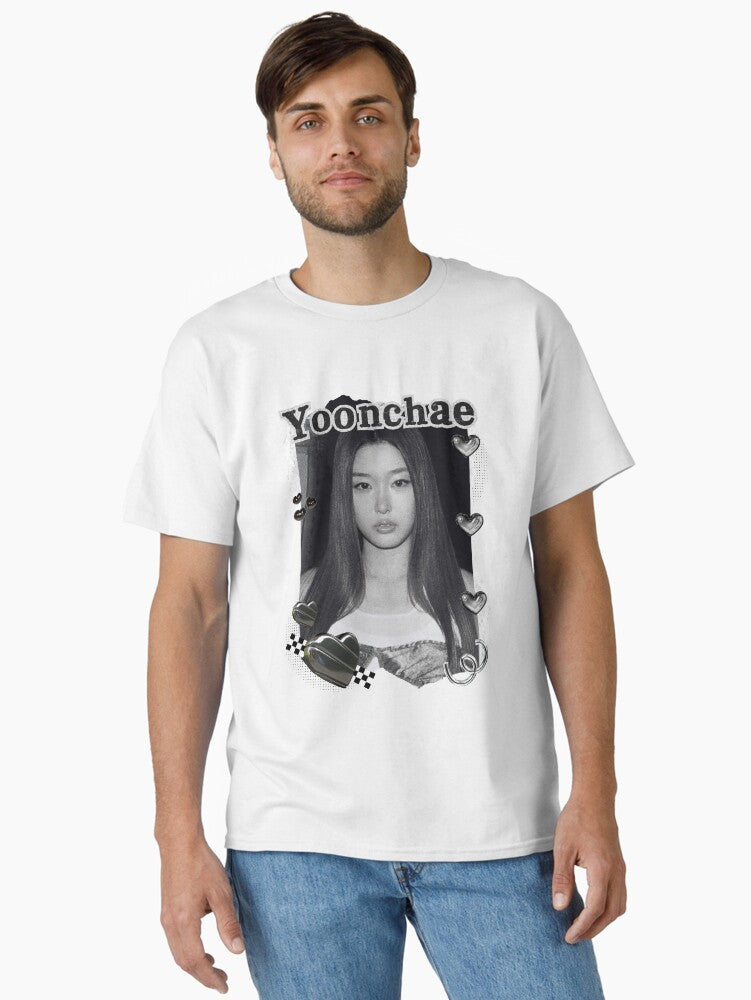 KATEYE Yoonchae Kpop Y2K Group Black and White Collage Digital Art Portrait Classic T-Shirt