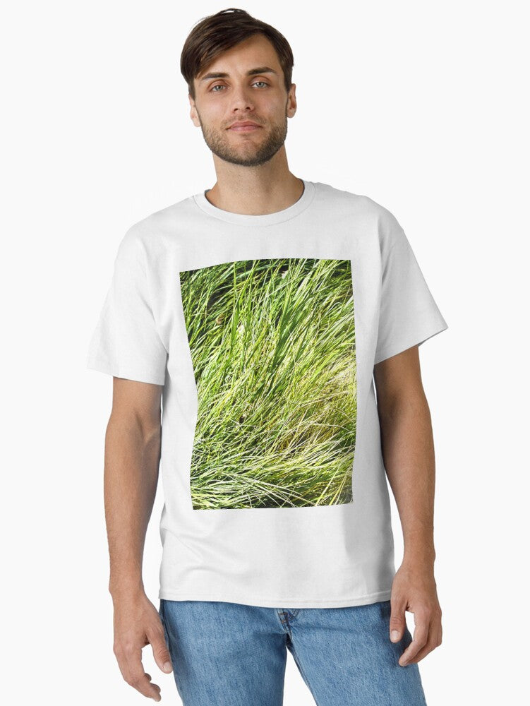 Green grass camo hunting camouflage Classic T Shirt T Shirt Premium Quality Streetwear Essential
