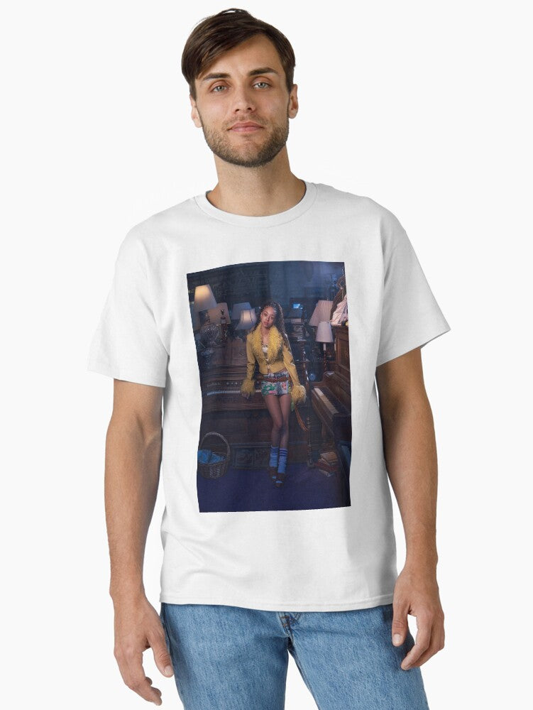 Manon KATSiEYE SIS Classic T-Shirt