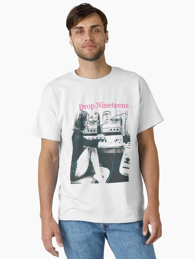 vintage drop nineteens fanart Classic Shirt T Shirt Clean Design