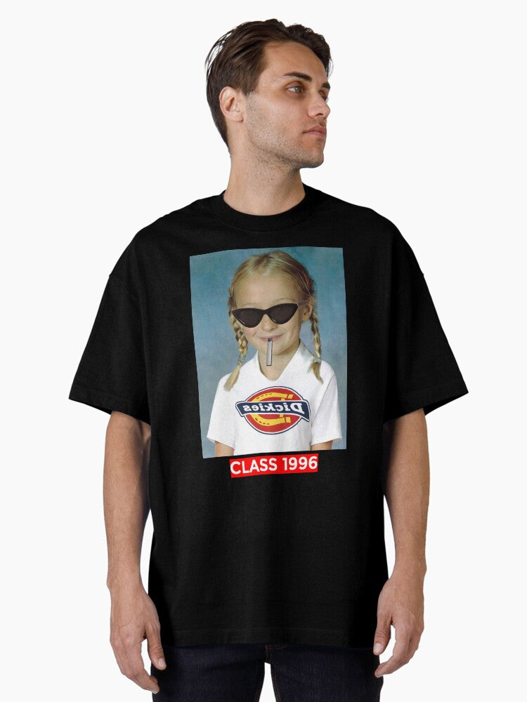 SOPHIE TURNER CLASS 1996 Oversized T-Shirt T-Shirt | Trending Design | High Demand Item