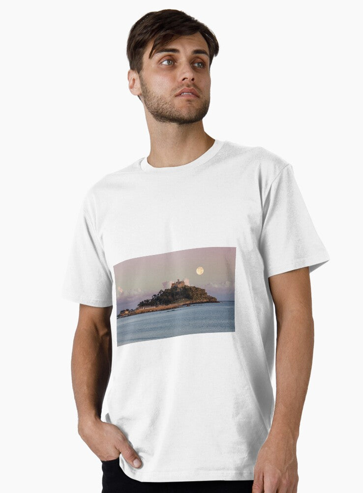 St s Mount with the full moon Premium T Shirt T Shirt Clean Design